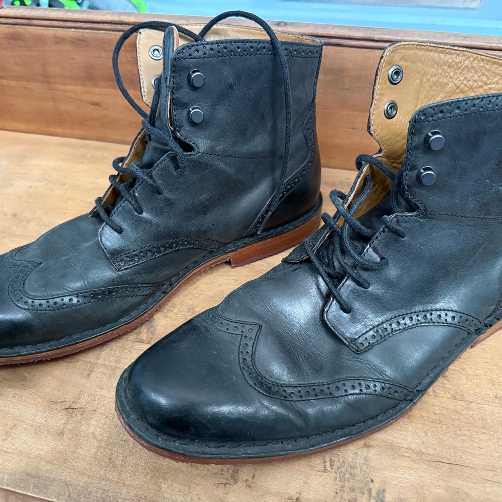 Sebago Black Leather Wingtip Boots